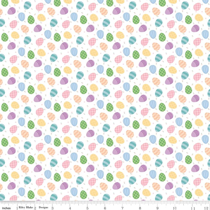 Seasonal Basics Egg Toss White